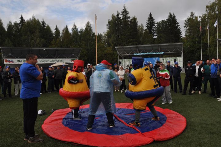 Өйләрне генә түгел, күңелләрне дә җылытучылар