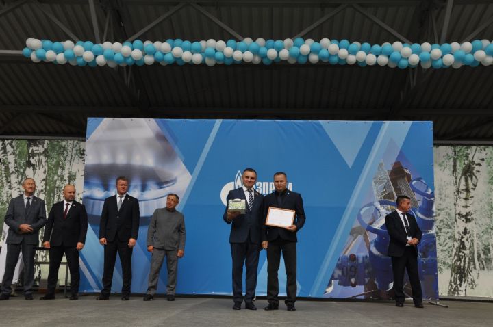 Өйләрне генә түгел, күңелләрне дә җылытучылар