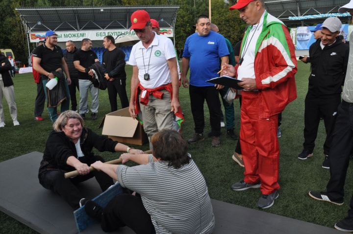 Өйләрне генә түгел, күңелләрне дә җылытучылар