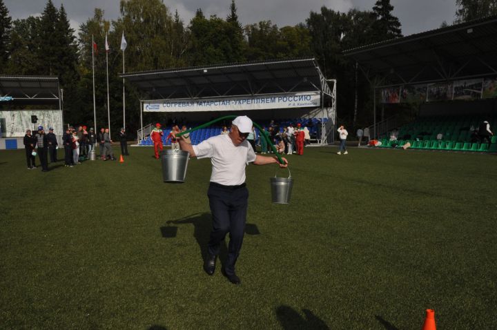 Өйләрне генә түгел, күңелләрне дә җылытучылар