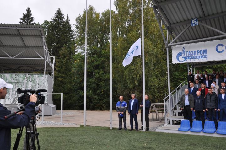 Өйләрне генә түгел, күңелләрне дә җылытучылар