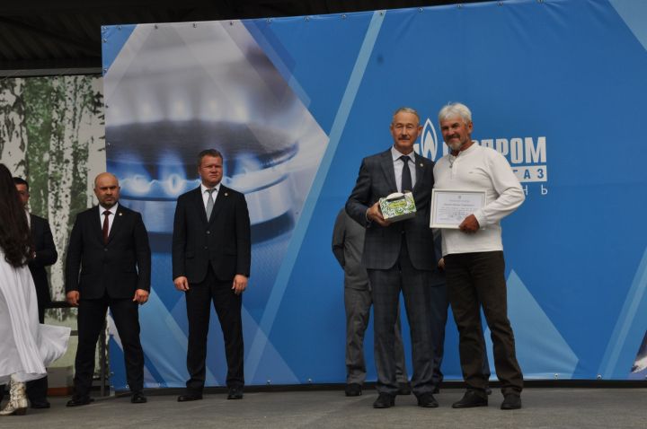 Өйләрне генә түгел, күңелләрне дә җылытучылар