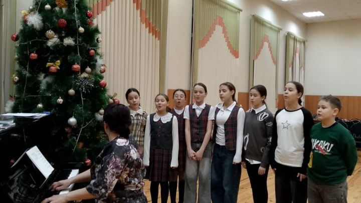 Саба балалар сәнгать мәктәбендә татар композиторы Нәҗип Җиһановны искә алдылар