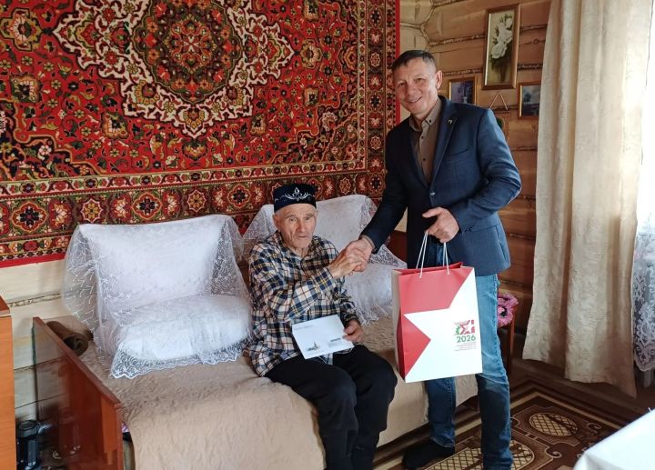 Олы Кибәчедә яшәүче тыл ветераны Мөхәммәтгали Шәвәлиевны 96 яшь тулуы белән котладылар