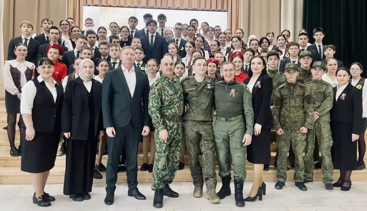 Саба урта мәктәбенә  «Батырлык дәресе»нә сугыш хәрәкәте ветераннарын чакырдылар