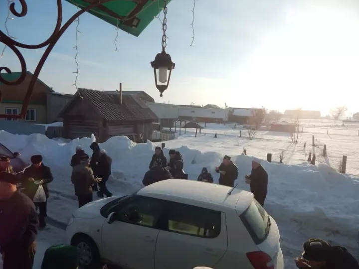 Мишәбәш авылы мәчете биләмәсен Рамазан аена  бәйрәмчә бизәгәннәр