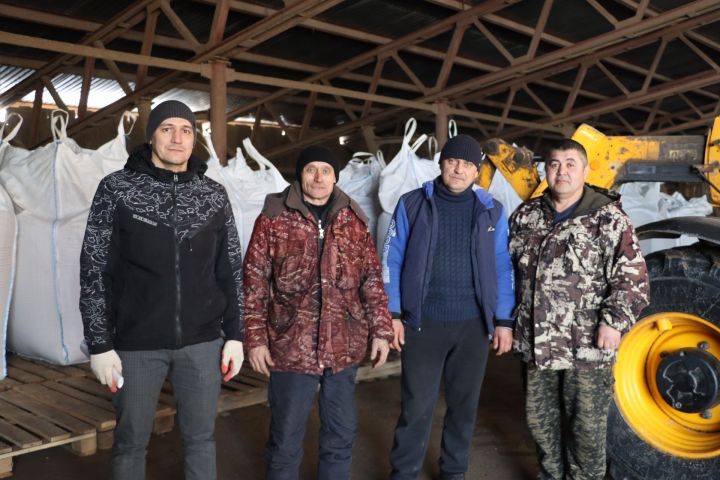 Бердәмлек бар җирдә эш тә бара, уңыш та бар