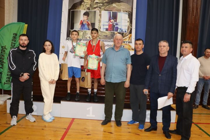 «Мин бармасам, апалар барсынмы, әниләр  сугышсынмы, мин кала алмыйм»