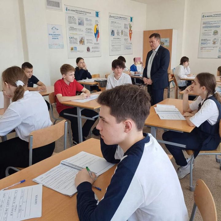 Татарстанның 77 мең укучысы финанс грамоталылыгы һәм эшкуарлык буенча олимпиадада катнашты