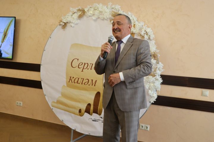 Иҗатка канат куючы бәйге