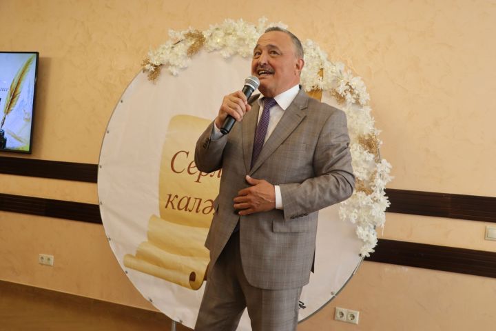Иҗатка канат куючы бәйге
