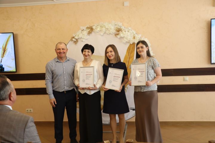 Иҗатка канат куючы бәйге