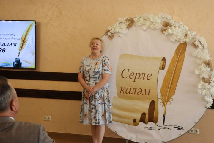 Иҗатка канат куючы бәйге