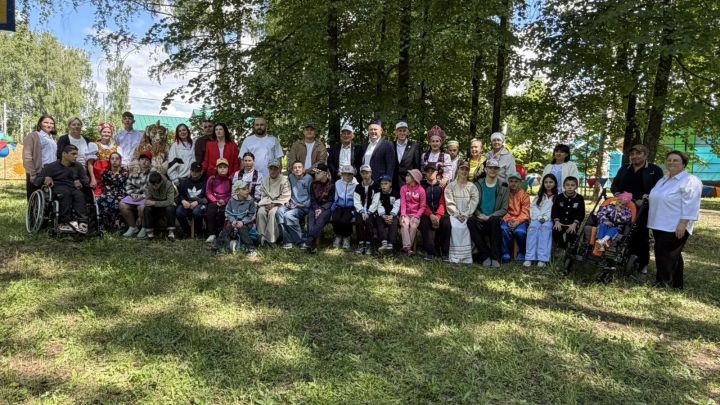 Югары Утар  балалар йортында тәрбияләнүчеләр өчен балаларны яклау көненә багышланган бәйрәм оештырылды