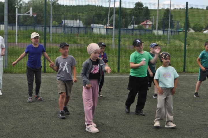 “Дуслык”тан башланган дуслык
