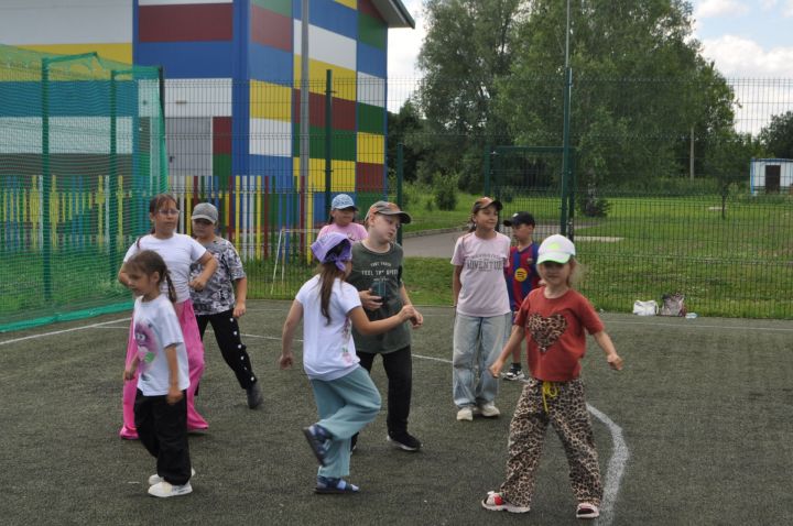 “Дуслык”тан башланган дуслык