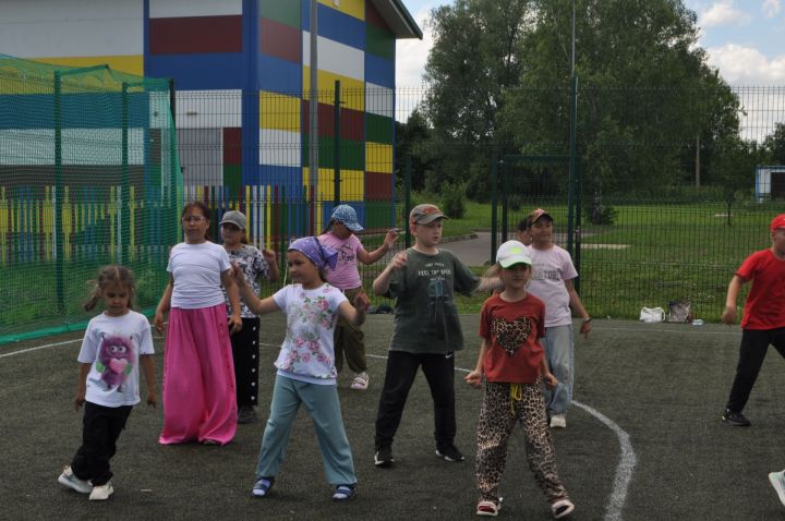 “Дуслык”тан башланган дуслык