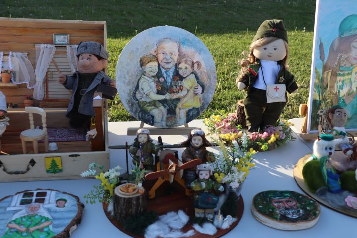 Сабада Балаларны яклау көнендә  Сәнгать мәктәбе укучыларын тәбрикләделәр