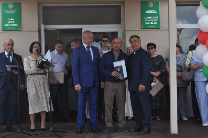 Саба аграр көллиятендә чыгарылыш кичәсе узды (фоторепортаж)