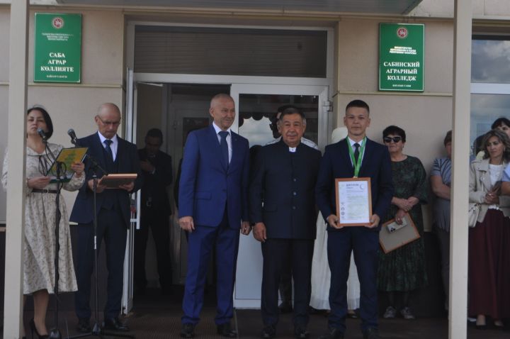 Саба аграр көллиятендә чыгарылыш кичәсе узды (фоторепортаж)