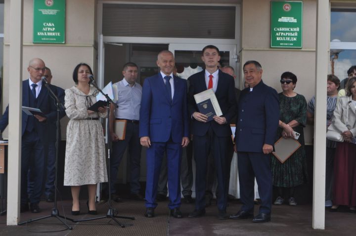 Саба аграр көллиятендә чыгарылыш кичәсе узды (фоторепортаж)