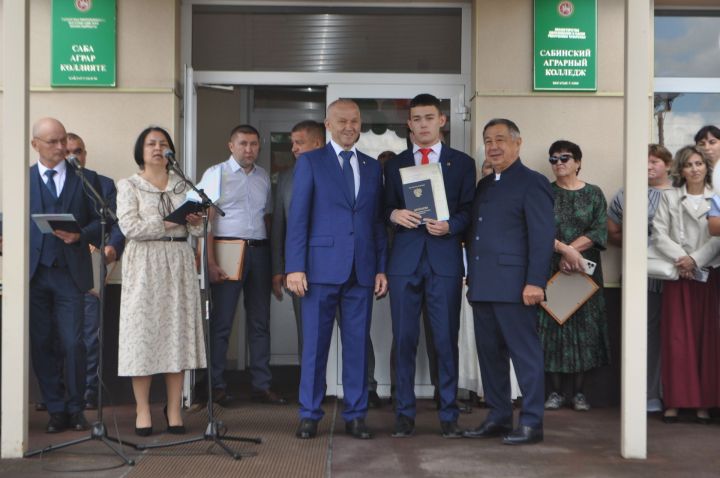 Саба аграр көллиятендә чыгарылыш кичәсе узды (фоторепортаж)