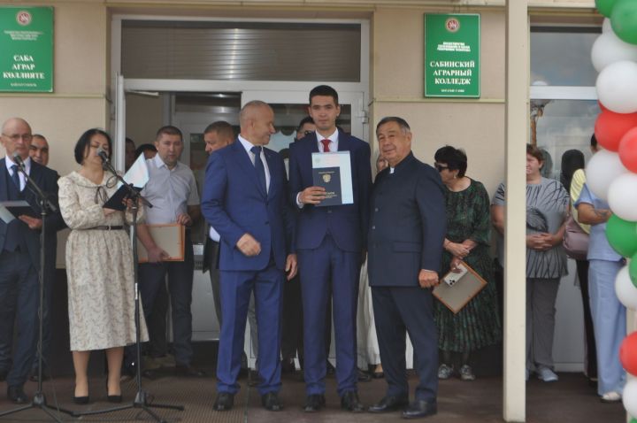 Саба аграр көллиятендә чыгарылыш кичәсе узды (фоторепортаж)