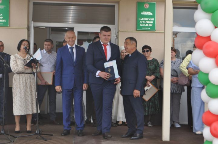 Саба аграр көллиятендә чыгарылыш кичәсе узды (фоторепортаж)