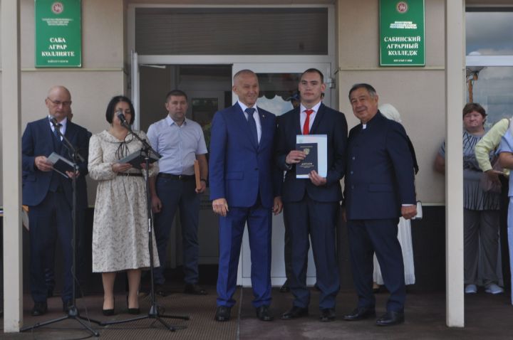 Саба аграр көллиятендә чыгарылыш кичәсе узды (фоторепортаж)