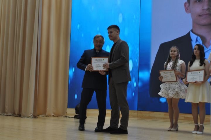 Районкүләм чыгарылыш кичәсе - 2026 /фотомизгелләр