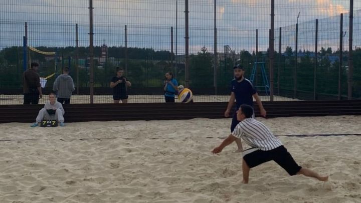Байлар Сабасында пляж волейболы буенча район Чемпионаты уза