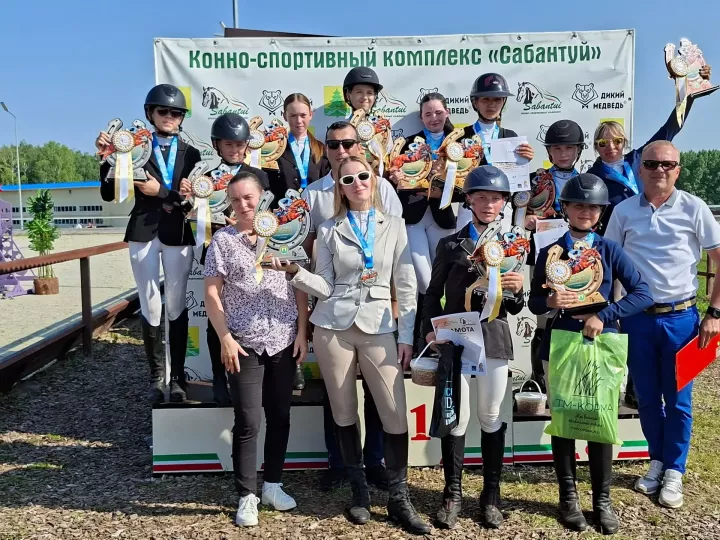 «Сабантуй» спорт комплексында  «Татарстанның Алтын дагасы» ат спорты буенча бөтенроссия ярышлары узды
