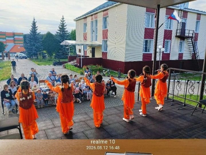 Шәмәрдәндә «Татарстанда җәй» республика проекты кысаларында «Кояшлы концерт» дип исемләнгән гаҗәеп матур чара узды