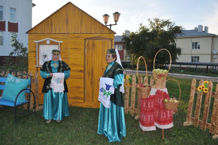 “Күрше фест”та  бүгенгебез дә, үткәнебез дә чагыла/фоторепортаж