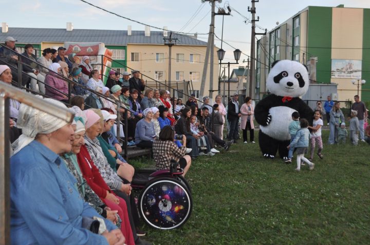 “Күрше фест”та  бүгенгебез дә, үткәнебез дә чагыла/фоторепортаж